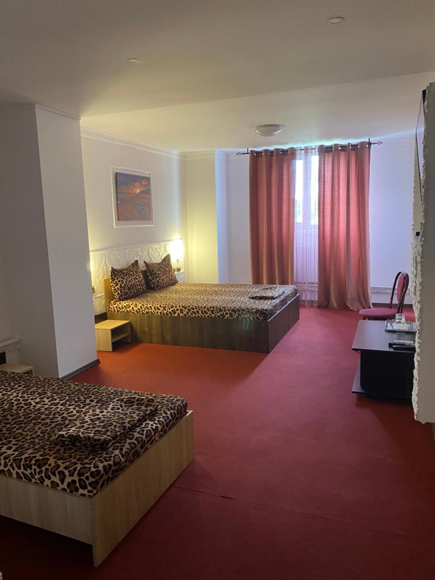 Karra Hotels Voluntari Εξωτερικό φωτογραφία