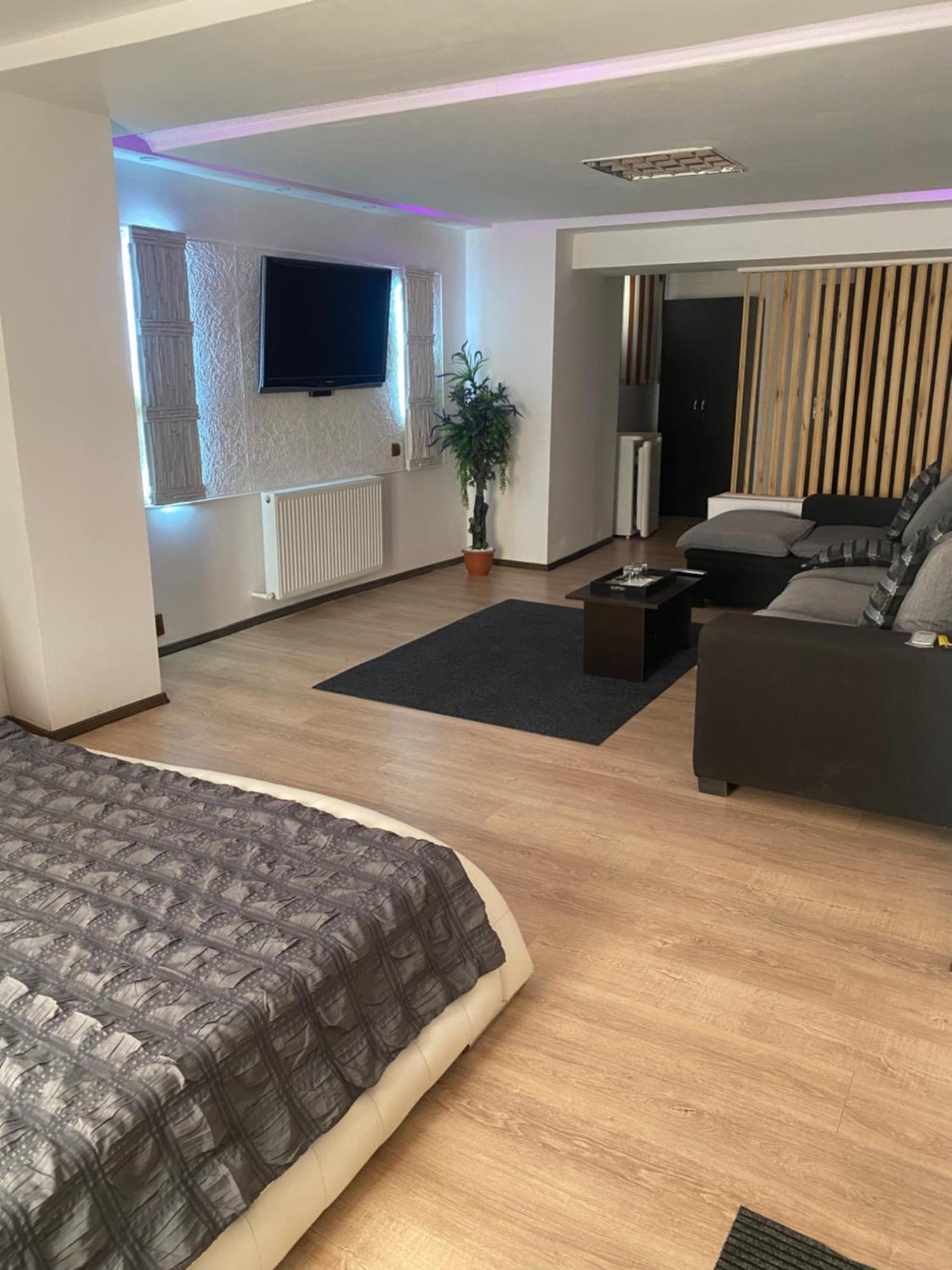 Karra Hotels Voluntari Εξωτερικό φωτογραφία